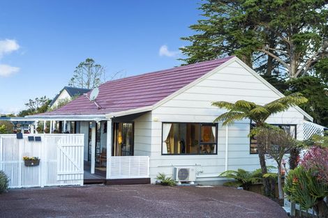 Photo of property in 81 Spence Road, Henderson, Auckland, 0612