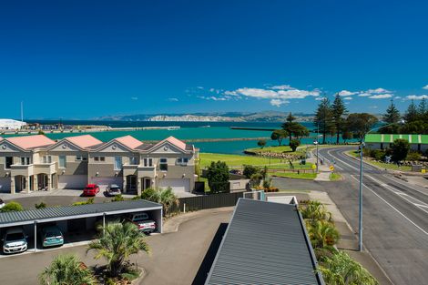 Photo of property in Bay View, 14/90 Customhouse Street, Gisborne, 4010