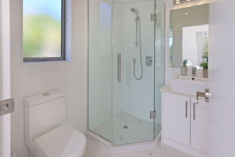 Photo of property in 28d Tram Valley Road, Swanson, Auckland, 0614