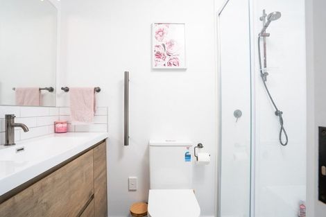 Photo of property in 19n Kabul Street, Khandallah, Wellington, 6035