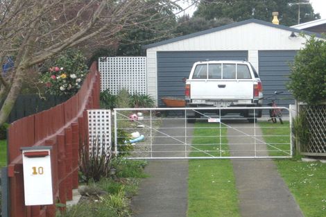 Photo of property in 10 Uenuku Place, Waitara, 4320