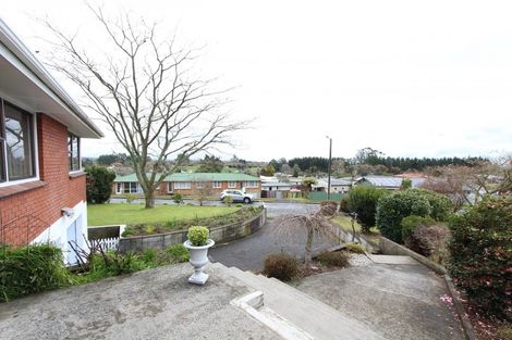 Photo of property in 27 Philip Street, Tokoroa, 3420