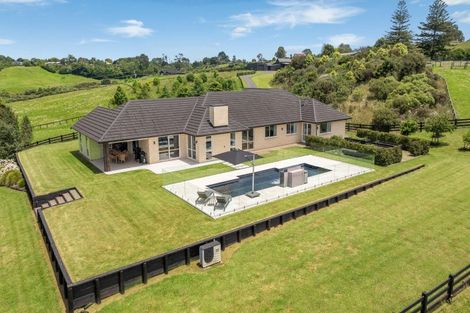 Photo of property in 280 Hunter Road, Patumahoe, Pukekohe, 2679