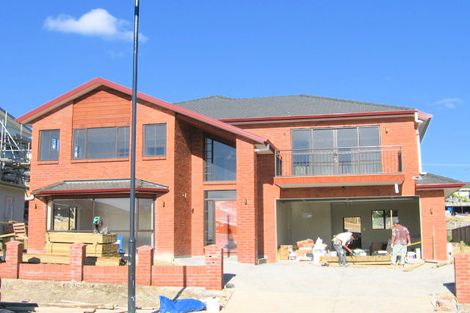 Photo of property in 38 Leafield Crescent, Henderson, Auckland, 0612