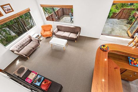 Photo of property in 2/24 Wisteria Way, Mairangi Bay, Auckland, 0630