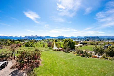 Photo of property in 56 Oak Lane, Wanaka, 9305