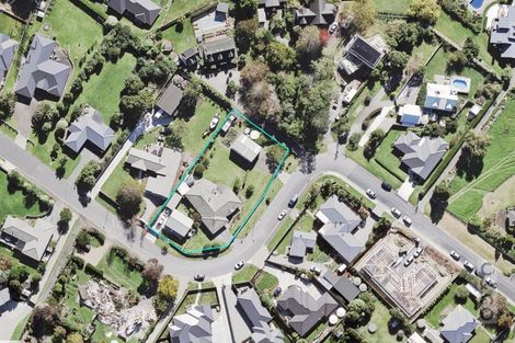 Photo of property in 2 Applemoors Way, Riverhead, 0820