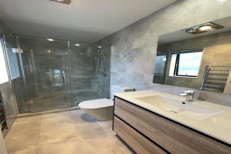 Photo of property in 11d Manuwai Road, Torbay, Auckland, 0630