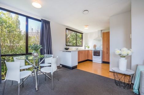 Photo of property in 1/169 Maungaraki Road, Korokoro, Lower Hutt, 5012