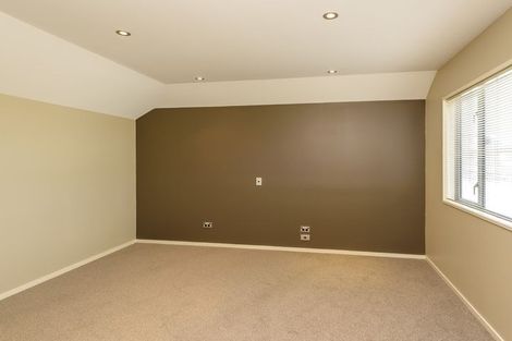 Photo of property in 94 Packe Street, Edgeware, Christchurch, 8013