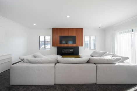 Photo of property in 34 Sunninghurst Drive, Fairfield, Dunedin, 9018