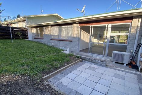 Photo of property in 2/430 Fraser Street, Parkvale, Tauranga, 3112