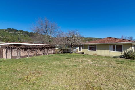 Photo of property in 16 Kenrigg Road East, Kinloch, Taupo, 3377