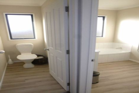 Photo of property in 549a Cranford Street, Papanui, Christchurch, 8052