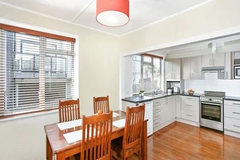 Photo of property in 17 Court Crescent, Panmure, Auckland, 1072