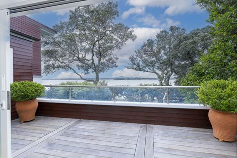 Photo of property in 1/69 Princes Street, Northcote Point, Auckland, 0627