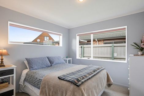 Photo of property in Rangeview Villas, 16/9 Fuller Close, Levin, 5510