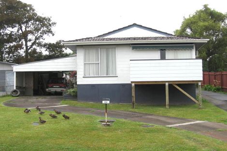 Photo of property in 84 Farquhar Road, Glendene, Auckland, 0602