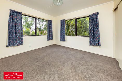 Photo of property in 20 Dungarvon Place, Clendon Park, Auckland, 2103