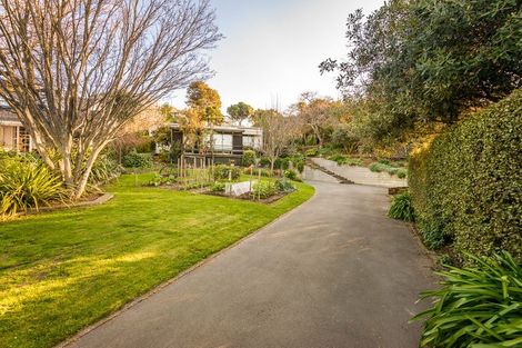 Photo of property in 12 Janice Place, Mount Pleasant, Christchurch, 8081