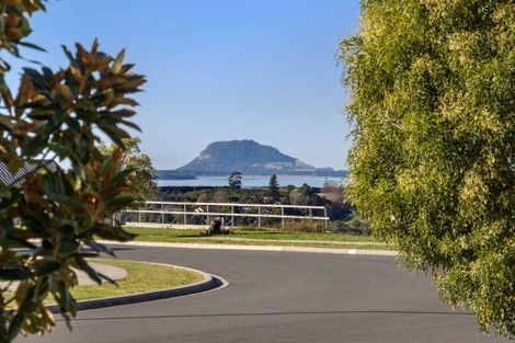 Photo of property in 23 Kahawai Place, Omokoroa, 3114