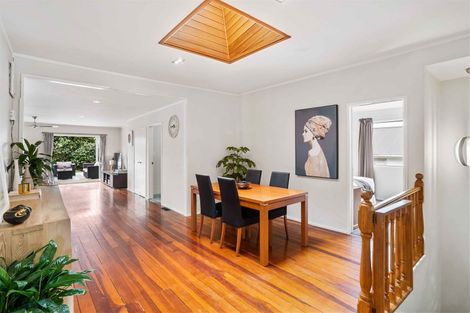 Photo of property in 16 Creamer Avenue, Belmont, Auckland, 0622