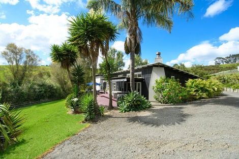 Photo of property in 8 Pineview Lane, Helensville, 0875