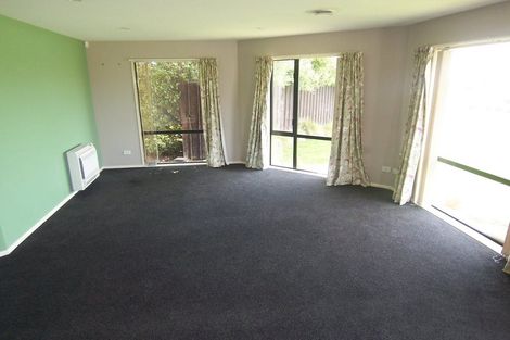 Photo of property in 32 Shearwater Drive, Woolston, Christchurch, 8023
