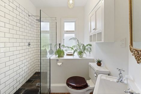 Photo of property in 14 Valley Road, Cashmere, Christchurch, 8022