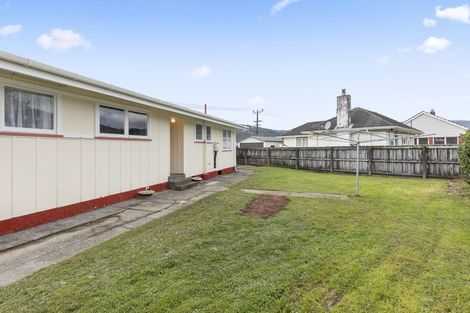 Photo of property in 8 Rimu Street, Wainuiomata, Lower Hutt, 5014