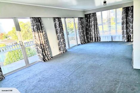 Photo of property in 143 Waimumu Road, Massey, Auckland, 0614