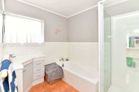 Photo of property in 644a Whangaparaoa Road, Stanmore Bay, Whangaparaoa, 0932