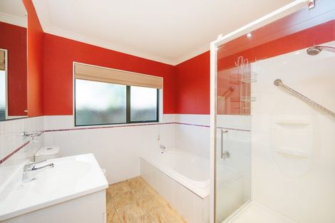 Photo of property in 140a College Street, Awapuni, Palmerston North, 4412