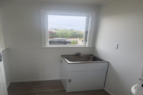 Photo of property in 8 Benbow Place, Awapuni, Palmerston North, 4412