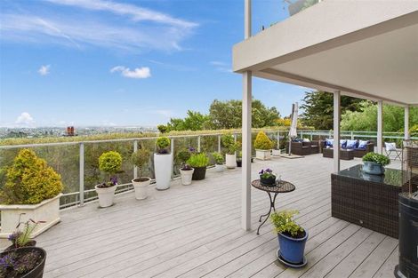 Photo of property in 8a Macmillan Avenue, Cashmere, Christchurch, 8022