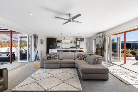 Photo of property in 61 Missy Crescent, Mount Pisa, Cromwell, 9383