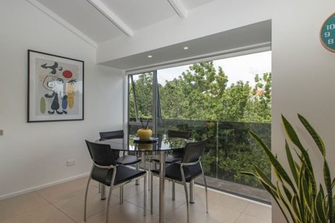 Photo of property in 29 Burns Road, Hospital Hill, Napier, 4110