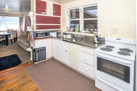 Photo of property in 97 Cameron Crescent, Masterton, 5810