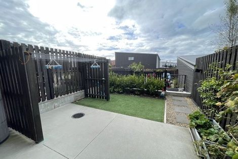 Photo of property in 20 Hobsonville Point Road, Hobsonville, Auckland, 0616