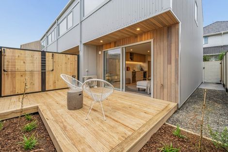 Photo of property in 1058 High Street, Avalon, Lower Hutt, 5011
