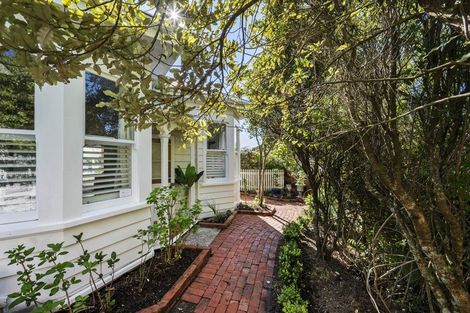 Photo of property in 303 Tinakori Road, Thorndon, Wellington, 6011