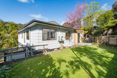 Photo of property in 1/62 Stapleford Crescent, Browns Bay, Auckland, 0630