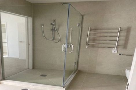 Photo of property in 22 Waipuhinui Way, Wiri, Auckland, 2104