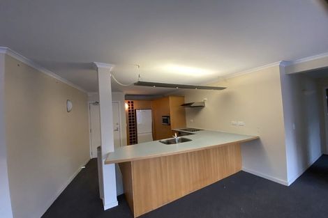 Photo of property in Endeavour Apartments, 6/125 Thorndon Quay, Pipitea, Wellington, 6011