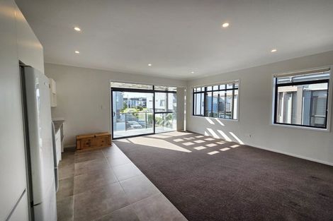 Photo of property in 19 Tuatua Road, Hobsonville, Auckland, 0616