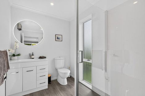 Photo of property in 4 Pinedale Crescent, Riversdale Beach, Masterton, 5872