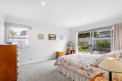 Photo of property in 3 Taikura Avenue, Red Beach, 0932