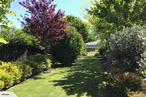 Photo of property in 7 Teviotview Place, Amberley, 7410