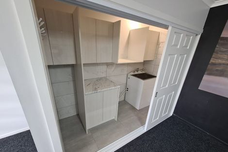 Photo of property in 18 Queens Park Crescent, Frankton, Hamilton, 3204