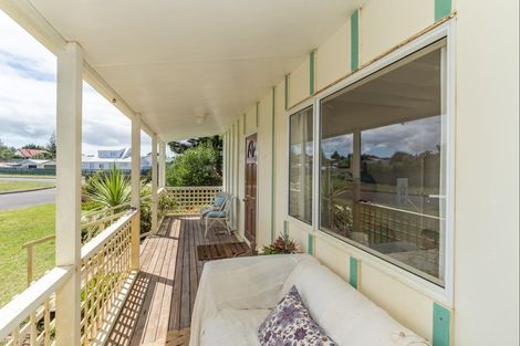 Photo of property in 23 Hydrabad Drive, Waitarere Beach, Levin, 5510